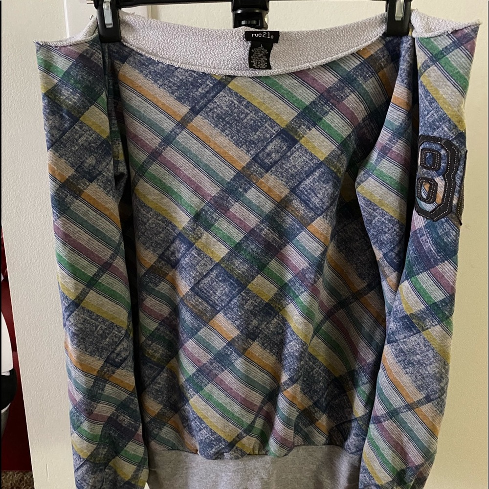 Off shoulder Rue 21 sweater